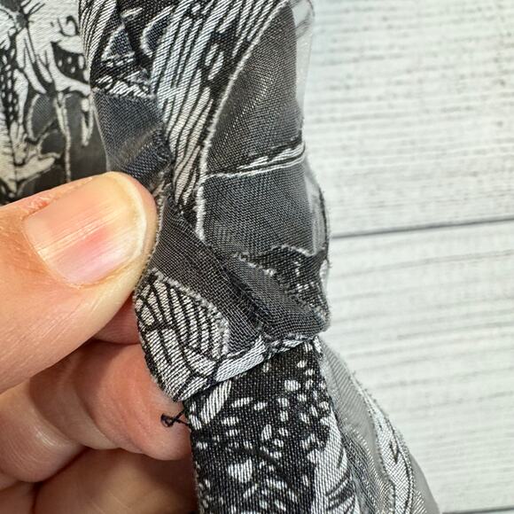 Toleen Women's Grey & Black Floral Off The Shoulder Maxi Dress Size Small - Picture 3 of 11